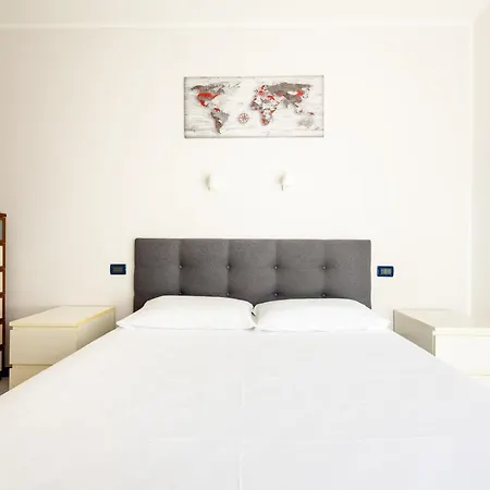 - The - Self Check-in Lejlighed