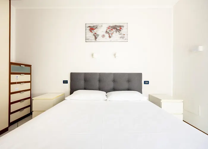 - The - Self Check-in شقة